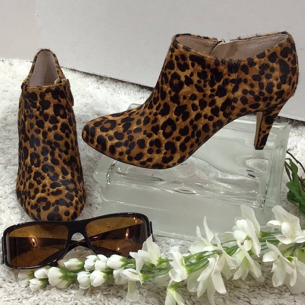 Vince Camuto Vive animal fur heeled booties 6.5